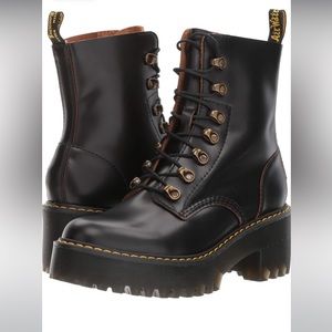 Dr. Martens Leona Boots